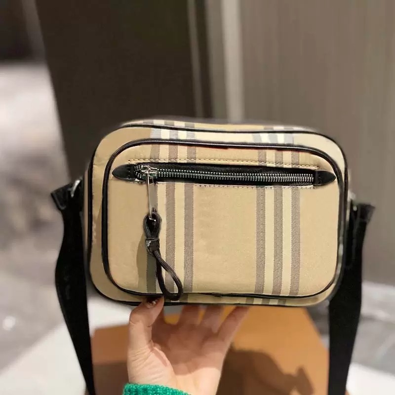 Camera Bag Crossbody Waist Chest Bags Women Handbag Men Purse Fashion Canvas Patchwork Tartan Zipper High Quality Cowhide Real Leather 21cm
Camera Bag Crossbody Waist Chest Bags Women Handbag Men Purse Fashion Canvas Patchwork Tartan Zipper High Quality Cowhide Real Leather 21cm
