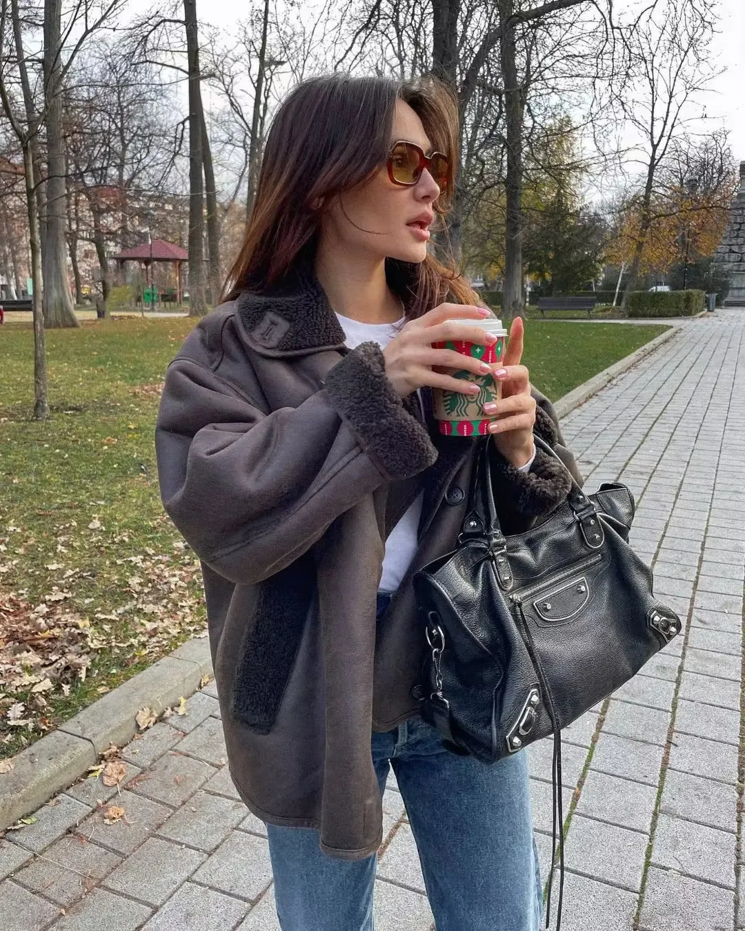 Womens Jackets SLX TRAF Winter Coat For Women Faux Fur Thick Lapel Female Warm PU Jacket Ladies With Pockets Streetwear 231110 B4