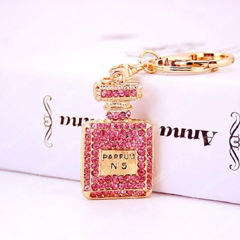 Creative Rhinestone Perfume Bottle Keychain Women's Bag Jewelry Accessories Girlfriend Diamond Key Chain Hanging Present
