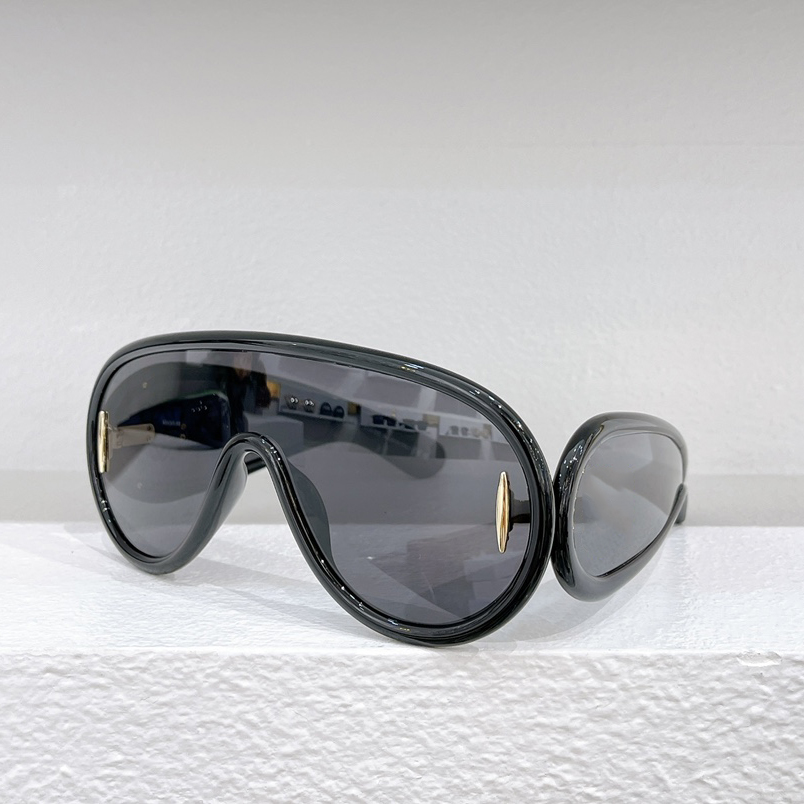 Sunglasses For Men and Women Summer 40108 Designers Style Anti-Ultraviolet Retro Eyewear Full Frame Random Box 40108I
Sunglasses For Men and Women Summer 40108 Designers Style Anti-Ultraviolet Retro Eyewear Full Frame Random Box 40108I
