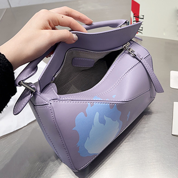 European designer's new crossbody bag, medium-sized handbag, cartoon bag, pillow, coal ball wallet, 24cm