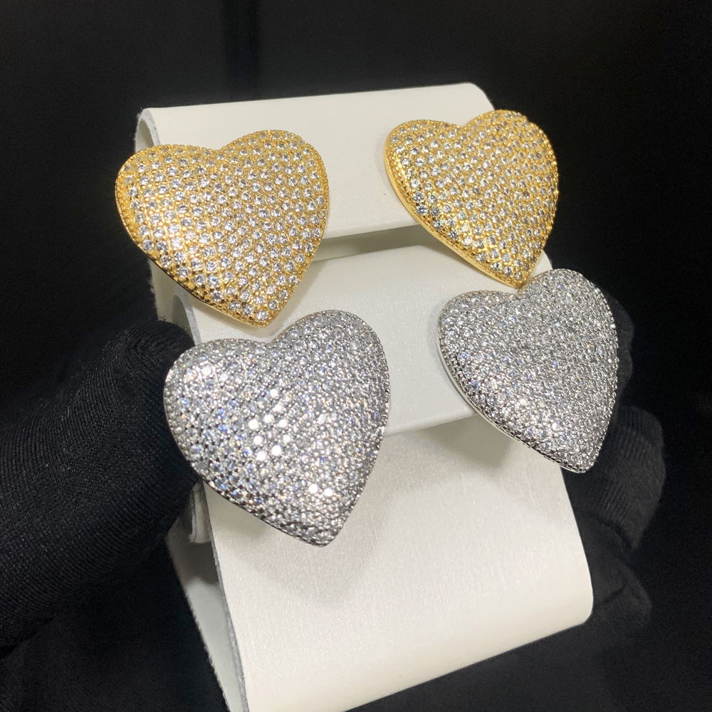Bg Iced Out Big Heart Stud Earrings: White CZ Pave Love Charm Jewelry dh3628137