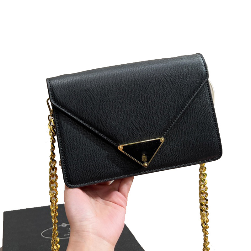 Designers Classic Envelope Shoulder Bags Italy Brand Fashion Women Gold Chain Crossbody Bag 5A Quality Genuine Leather Luxury Designer Bag Coin Purse 21CM, Blue
Designers Classic Envelope Shoulder Bags Italy Brand Fashion Women Gold Chain Crossbody Bag 5A Quality Genuine Leather Luxury Designer Bag Coin Purse 21CM, Blue