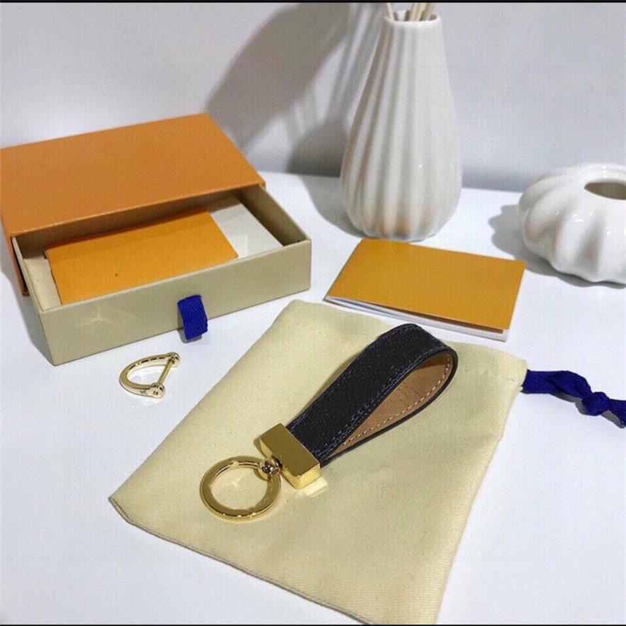 2021 key chain letters real fashion leather car fashion keychains ring hanging rope lovely wallet chain portachiavi with box2939
2021 key chain letters real fashion leather car fashion keychains ring hanging rope lovely wallet chain portachiavi with box2939