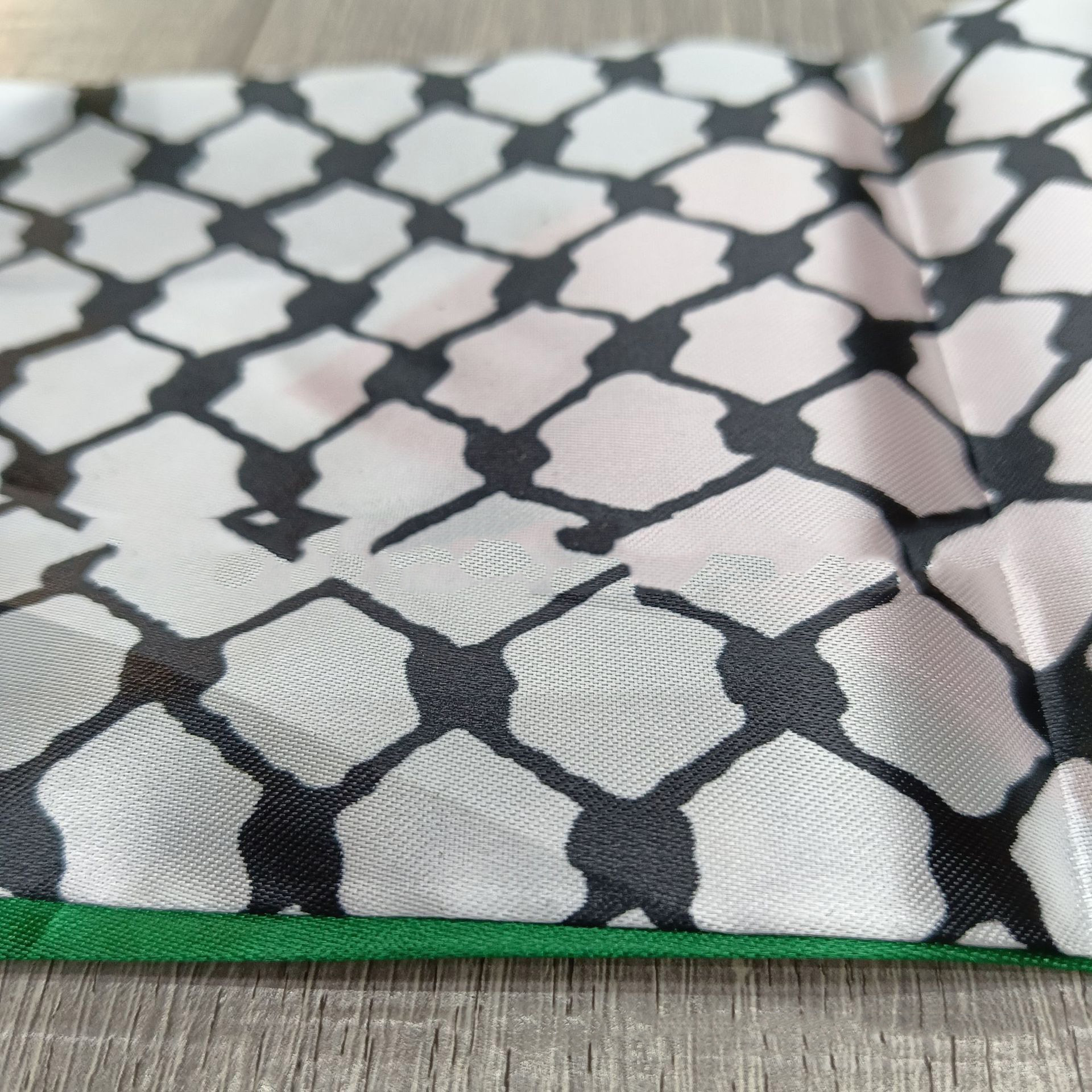 Polyester Printed Halter Scarf Palestine Theme Scarf With Fringe Two Sides 2 Styles