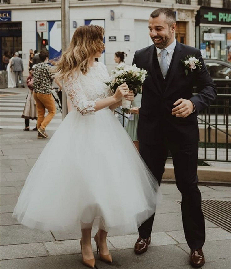 Vintage Tea Length A Line Wedding Dress Lace Top 3/4 Long Sleeves Ivory Tulle Bridal Gowns Garden Simple Bride Dresses 2024