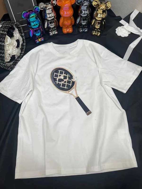 Women' T-Shirt designer White T-shirt Short Sleeve chic 2023ss Fashion Tennis Pattern Classic Versatile 8ZYA
Women' T-Shirt designer White T-shirt Short Sleeve chic 2023ss Fashion Tennis Pattern Classic Versatile 8ZYA