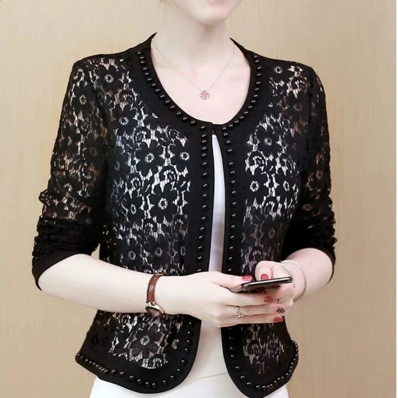 Women's Jacket's Lace Top Sun Protection Short Jacket Spring and Summer Cardigan Korean Thin Plus Size Bead Hollow Out Small Shawl 231109