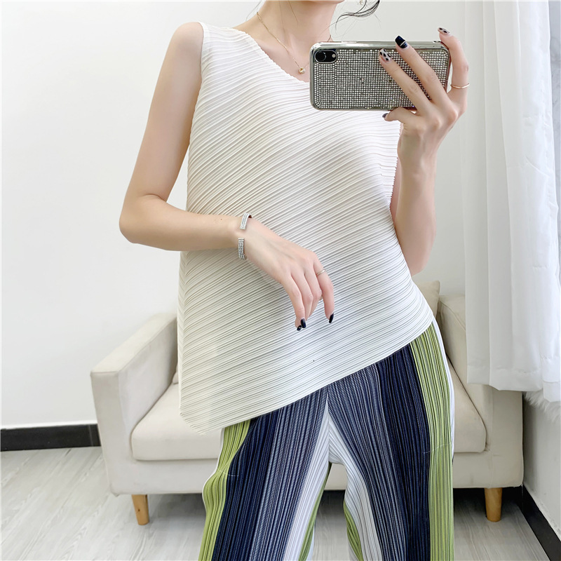 Camisoles Tanks Summer Sleeveless Loose Irregular Tank Top Women's Casual Solid Round Neck Miyak Pleated T-shirt Women's Clothing T-shirt 23