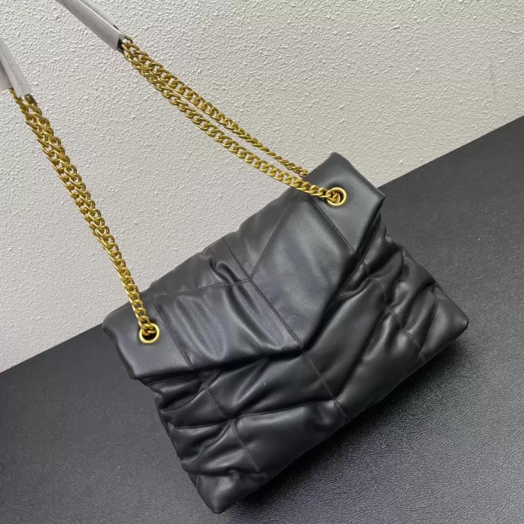 2023 cowhide Handbag chain Crossbody Bag soft Designer Bags for women in shoulder Bags Metal texture Backpack
2023 cowhide Handbag chain Crossbody Bag soft Designer Bags for women in shoulder Bags Metal texture Backpack