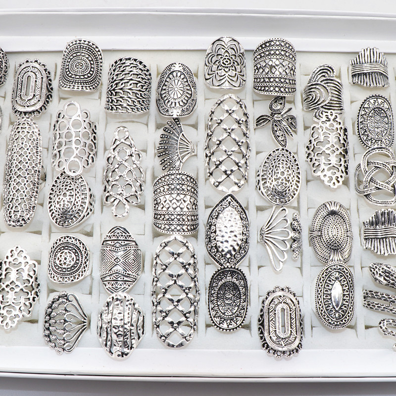 Cluster Rings Wholesale 20pcsLots Mix Style Vintage Carved Flower Silver Plated Jewelry Rings For Women Size 17mm to 21mm 230411