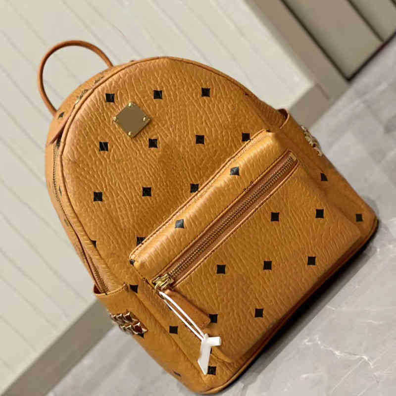 MM 5 Sizes Rivet Designer Backpack Bag Women Designer Bag Leather Bookbags Classic Print Luxurys handbag Large Capacity Backpacks Multifunction Schoolbag 220905, Brown
MM 5 Sizes Rivet Designer Backpack Bag Women Designer Bag Leather Bookbags Classic Print Luxurys handbag Large Capacity Backpacks Multifunction Schoolbag 220905, Brown