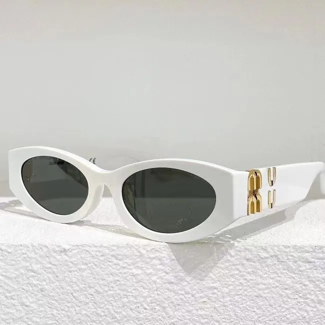 Sunglasses Oval Frame Miu Sunglasses Radiation Resistant Personalized Retro Men's and Women's Glasses Panel TAdvanced High Beauty
Sunglasses Oval Frame Miu Sunglasses Radiation Resistant Personalized Retro Men's and Women's Glasses Panel TAdvanced High Beauty