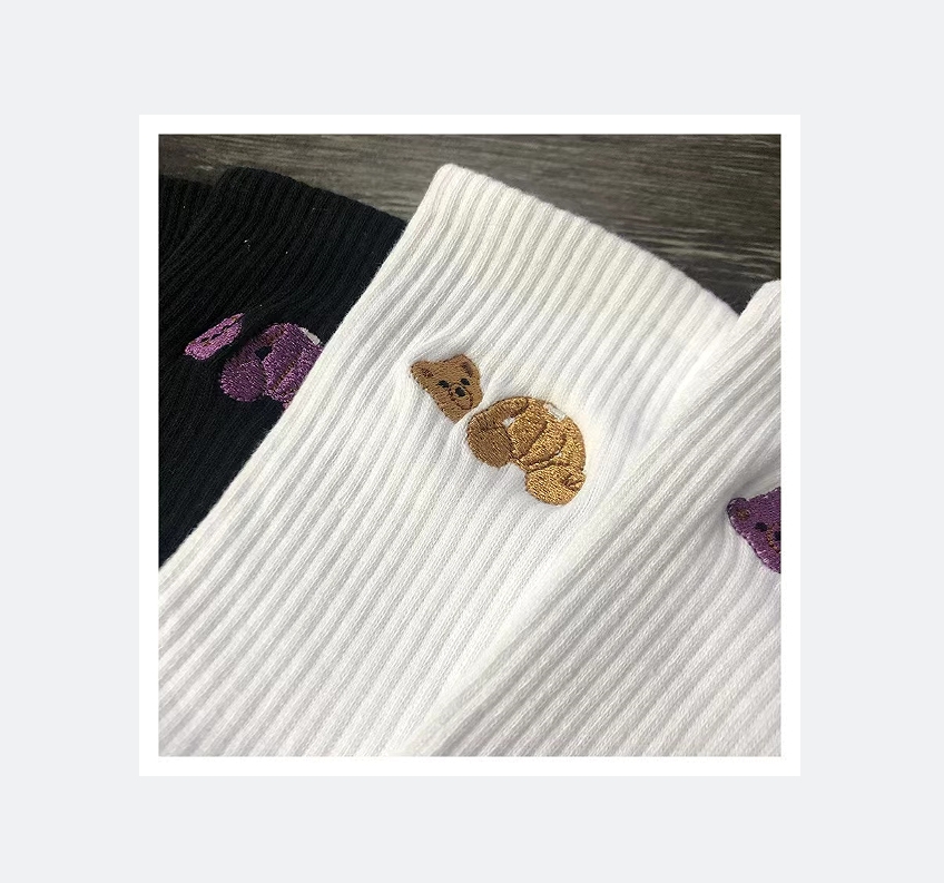 Men's Socks Severed Bear Embroidery Cylinder Pure Cotton Men's Socks Women's Socks Sports Casual Socks