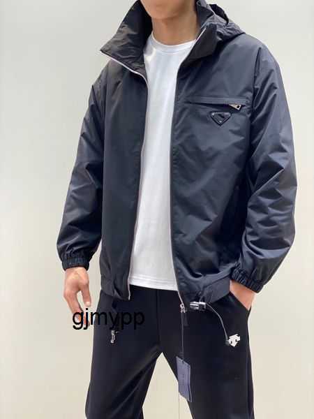 Men's Jackets Light Luxury Soft Draping Wrinkle Resistant Fabric Spring Comfort Elastic Simple Mock Neck Jacket 16SS2N
Men's Jackets Light Luxury Soft Draping Wrinkle Resistant Fabric Spring Comfort Elastic Simple Mock Neck Jacket 16SS2N