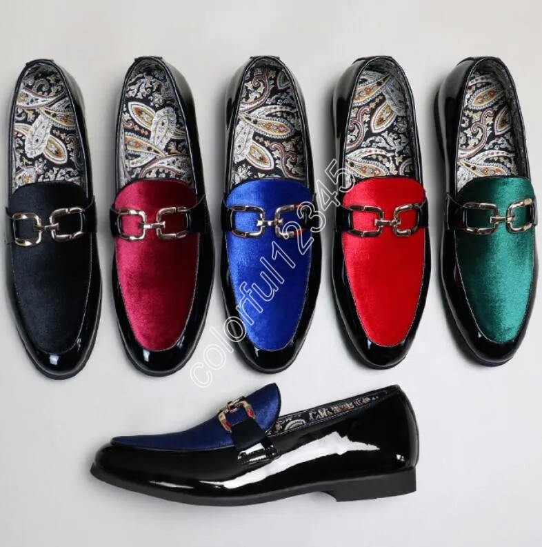 Fashion Men Shoes Loafers Slip on Mens Velvet Patent Leather Shoes Dress Shoes Men's Flats Wedding and Party Shoes Plus Size 38-48
Fashion Men Shoes Loafers Slip on Mens Velvet Patent Leather Shoes Dress Shoes Men's Flats Wedding and Party Shoes Plus Size 38-48