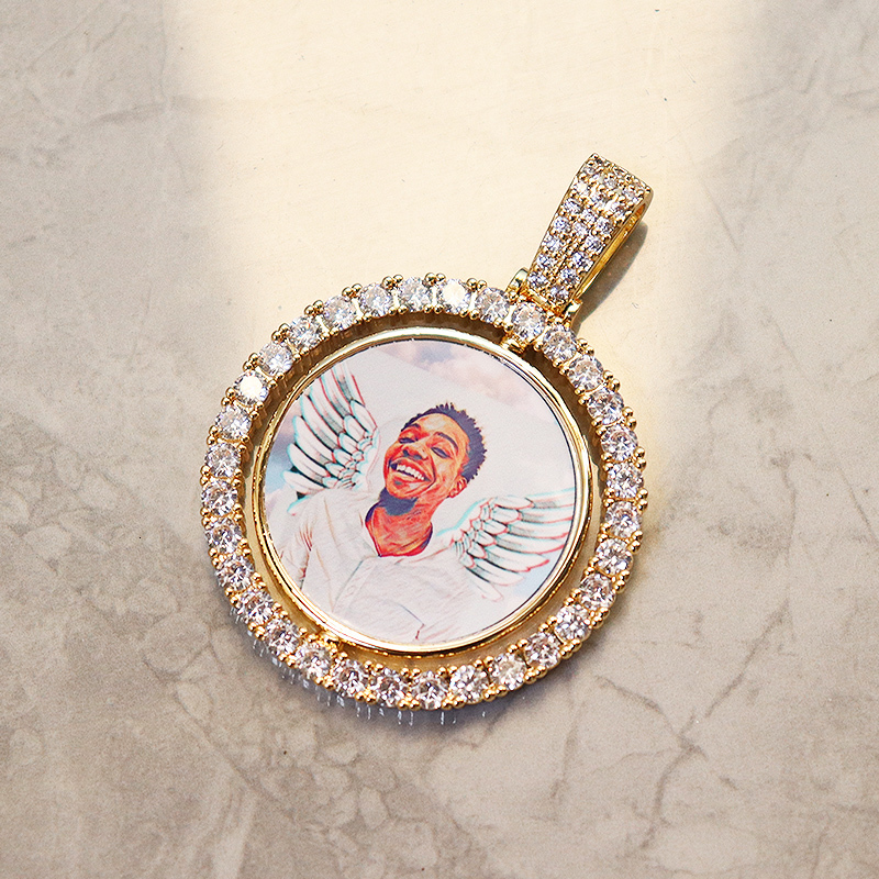 Charms D Z Custom Made Po Rotating doublesided Medallions Pendant Micro Paved CZ Round Pendant Collier For Men Women Accessories 230411