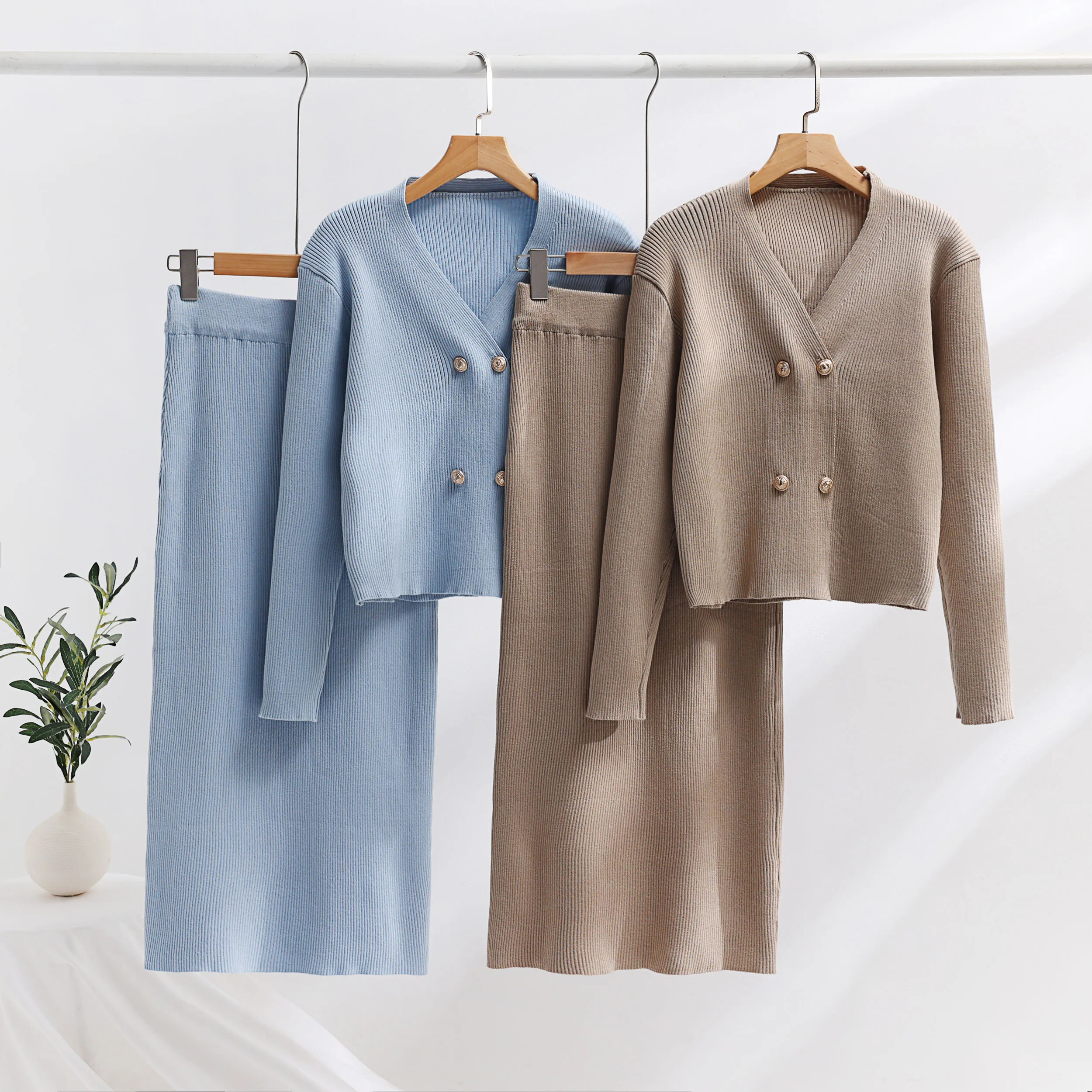 Two Piece Dress Vestidos New Autumn Winter Pink Knitted Sweater Suit Women V Neck Double Breasted Short Cardigan Long A Line Skirts 2 PCS Set 2024