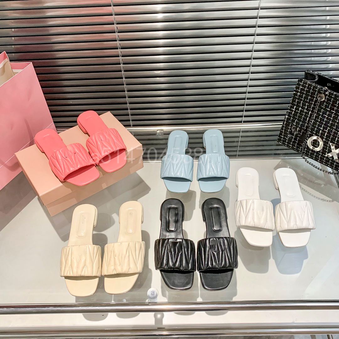 Luxury Quality Shoes 2023 Summer Style Simple Slippers Muffin Thick Sole Bread Slippers Women's One Line Skirt Casual and Versatile Sandals, Blue
Luxury Quality Shoes 2023 Summer Style Simple Slippers Muffin Thick Sole Bread Slippers Women's One Line Skirt Casual and Versatile Sandals, Blue