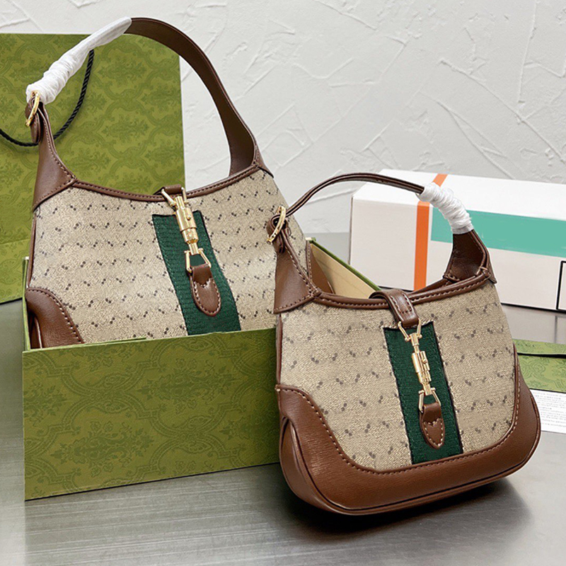 Half Moon Designer Shoulder Bags Saddles Bag For Women Luxury Totes Handbags Single Underarm Small Baguettes Purse Hardware Buckle Adjustable Shoulder Straps 30cm, #9
Half Moon Designer Shoulder Bags Saddles Bag For Women Luxury Totes Handbags Single Underarm Small Baguettes Purse Hardware Buckle Adjustable Shoulder Straps 30cm, #9