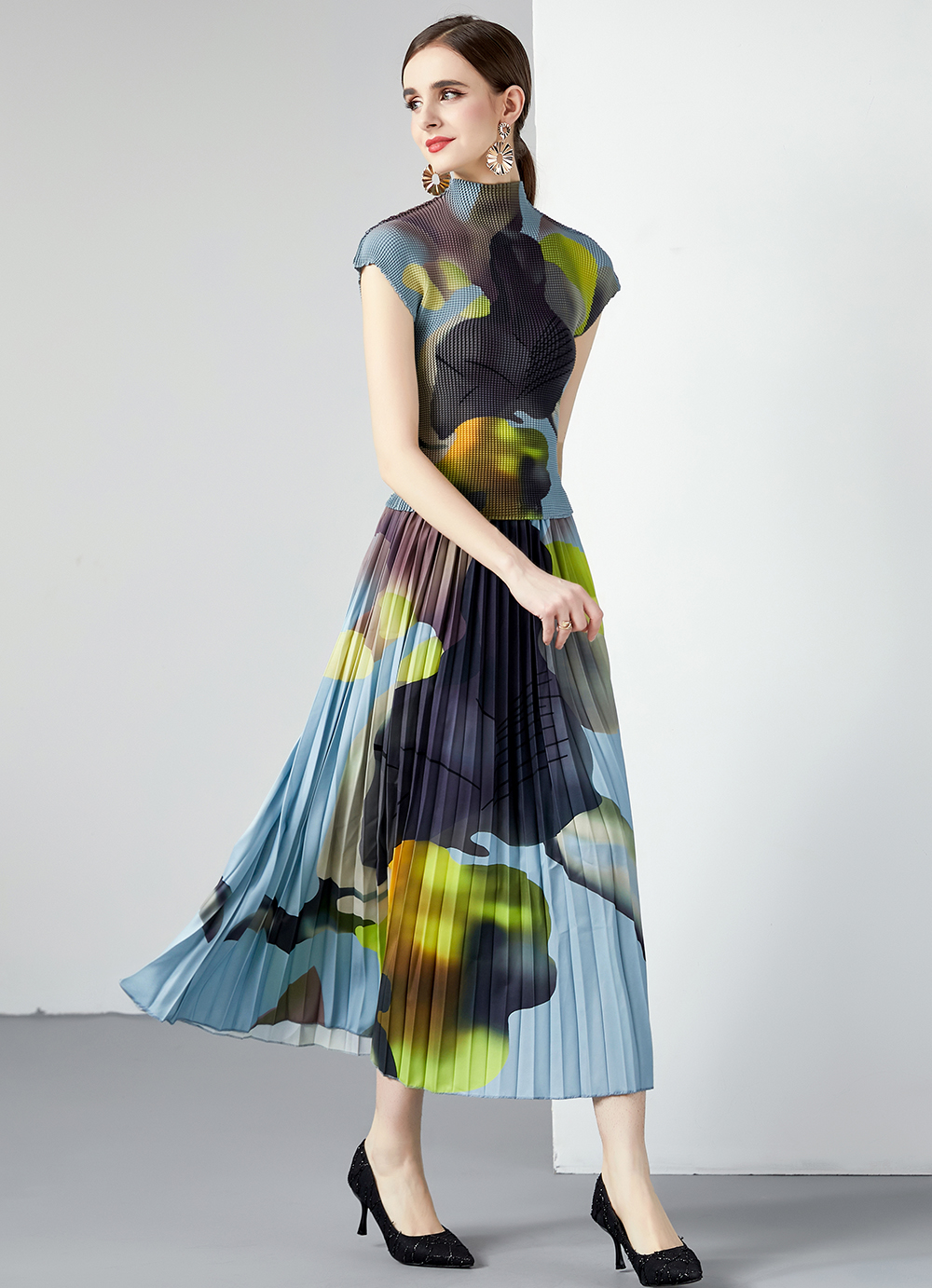 Summer Two Piece Party Dress Women Outfits 2023 Short Sleeve Slim t shirt and Print Pleated Skirt Woman Designer 2 piece Cocktail Dresses Holiday Graceful Set, Customize
Summer Two Piece Party Dress Women Outfits 2023 Short Sleeve Slim t shirt and Print Pleated Skirt Woman Designer 2 piece Cocktail Dresses Holiday Graceful Set, Customize