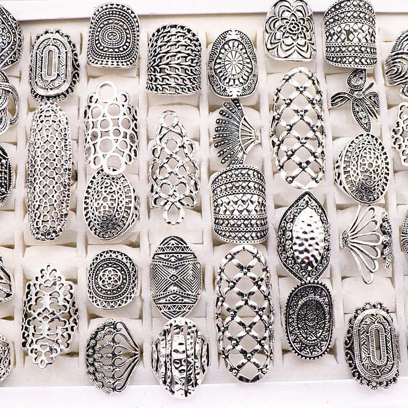 Cluster Rings Wholesale 20pcsLots Mix Style Vintage Carved Flower Silver Plated Jewelry Rings For Women Size 17mm to 21mm 230411