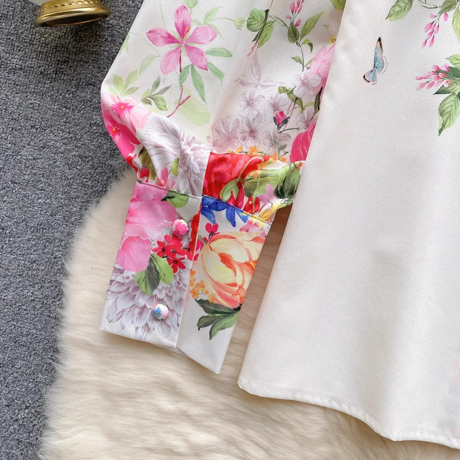 Womens Blouses Shirts 2024 New Autumn Holiday Flower Shirt Tops Runway Vintage Women Lapel Collar Single Breasted Print Floral Lantern Sleeve Blo