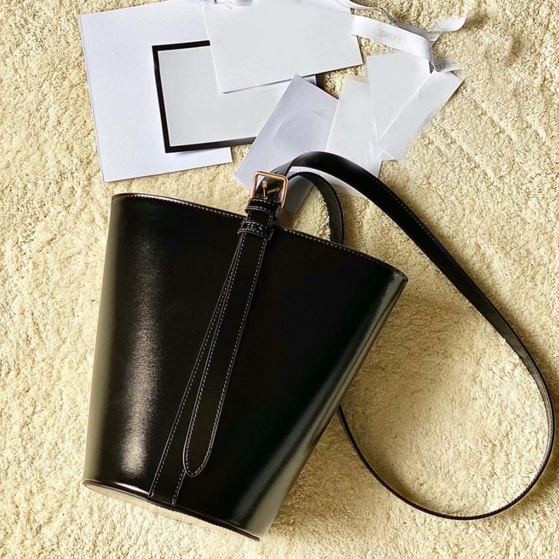 Women Crossbody Shoulder Bags chain lady Tote Famous bag womens Luxurys Designers bags Cross body chain bag Pure color womens handbag purse Accessories, Brown
Women Crossbody Shoulder Bags chain lady Tote Famous bag womens Luxurys Designers bags Cross body chain bag Pure color womens handbag purse Accessories, Brown