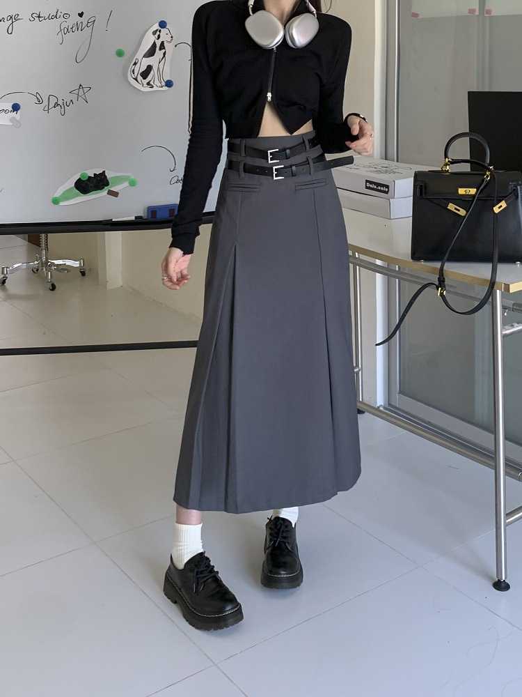 Length Grey Half for Women in Spring and Summer Large Size High-end and Stylish Suit High Waist Versatile Long A-line Pleated Skirt, Black back entary belt
Length Grey Half for Women in Spring and Summer Large Size High-end and Stylish Suit High Waist Versatile Long A-line Pleated Skirt, Black back entary belt