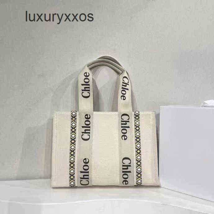 Tote Woody Bag ChIoe Fashion Handbag Portable Bags Letter 2023 Designer Stripe Large Canvas Capacity Women Zwgu
Tote Woody Bag ChIoe Fashion Handbag Portable Bags Letter 2023 Designer Stripe Large Canvas Capacity Women Zwgu