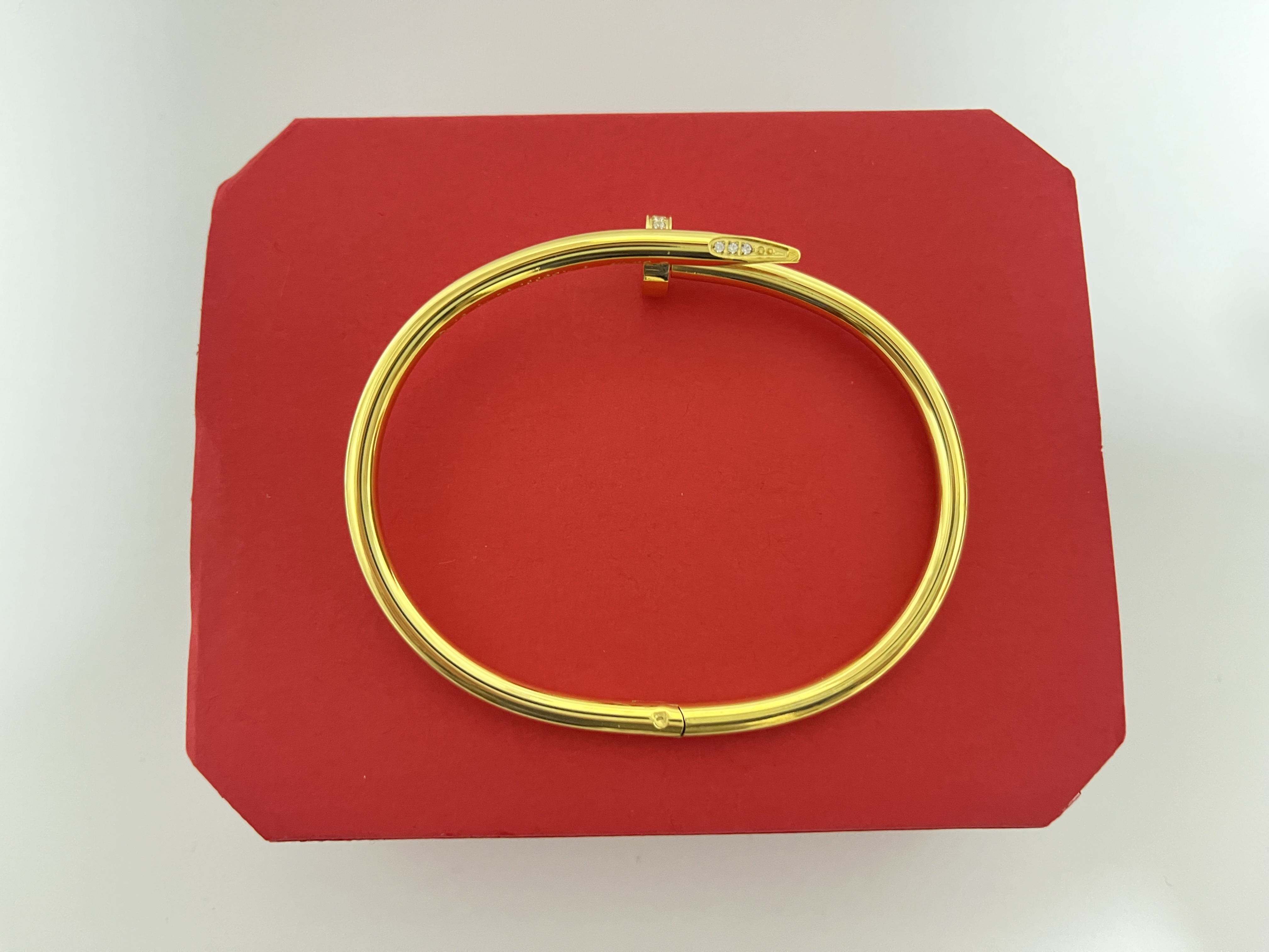 Classic bangles Gold Silver Nail Bracelet Titanium Steel Cuff bangle nlay Diamond Bracelets Womens Mens Love Jewelry Gift 20 color size17#19
Classic bangles Gold Silver Nail Bracelet Titanium Steel Cuff bangle nlay Diamond Bracelets Womens Mens Love Jewelry Gift 20 color size17#19