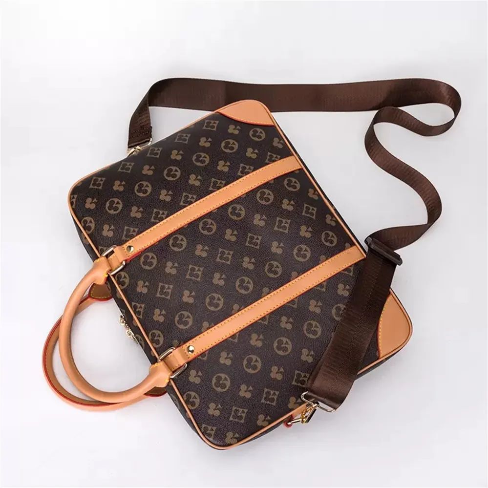Mens Women laptop bags business handbags designer Hand knitted briefcases PU leather handbag Document Bag computer bag new 012, 4#
Mens Women laptop bags business handbags designer Hand knitted briefcases PU leather handbag Document Bag computer bag new 012, 4#