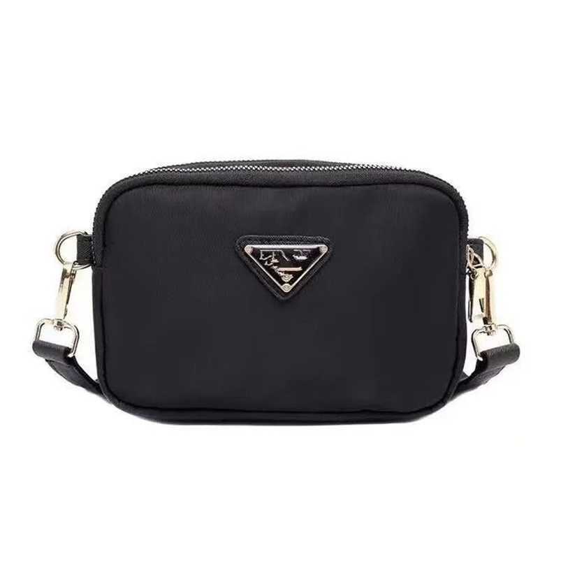 Designer bag Oxford Spinning Crossbody Small Bag Simple and Fashionable Three Layer Multifunctional Women's Bag for Going Out Change Mobile Mini One Shoulder Black
Designer bag Oxford Spinning Crossbody Small Bag Simple and Fashionable Three Layer Multifunctional Women's Bag for Going Out Change Mobile Mini One Shoulder Black