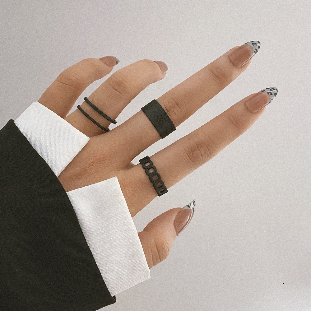 Band Rings Punk Black Finger Rings For Women Men Simple Chain Ring Set Fashion Rings Trend Friend Gifts Party Knuckle Jewelry Party 230410