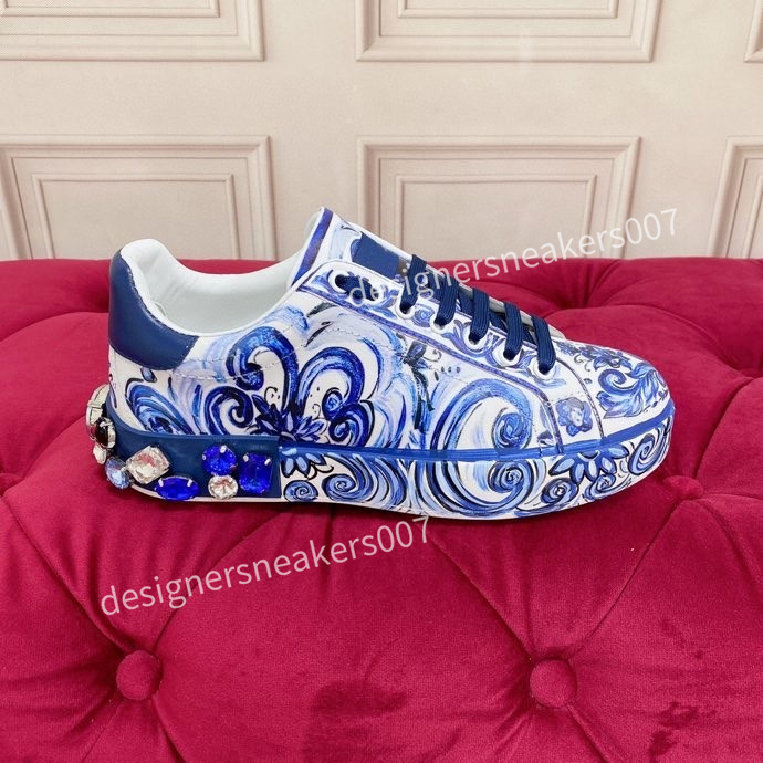 2023top new Men Women Designer Fashion Help Joker Casual shoes trend canvas Breathable Outdoor Coach Luxury womens sneakers, 01
2023top new Men Women Designer Fashion Help Joker Casual shoes trend canvas Breathable Outdoor Coach Luxury womens sneakers, 01