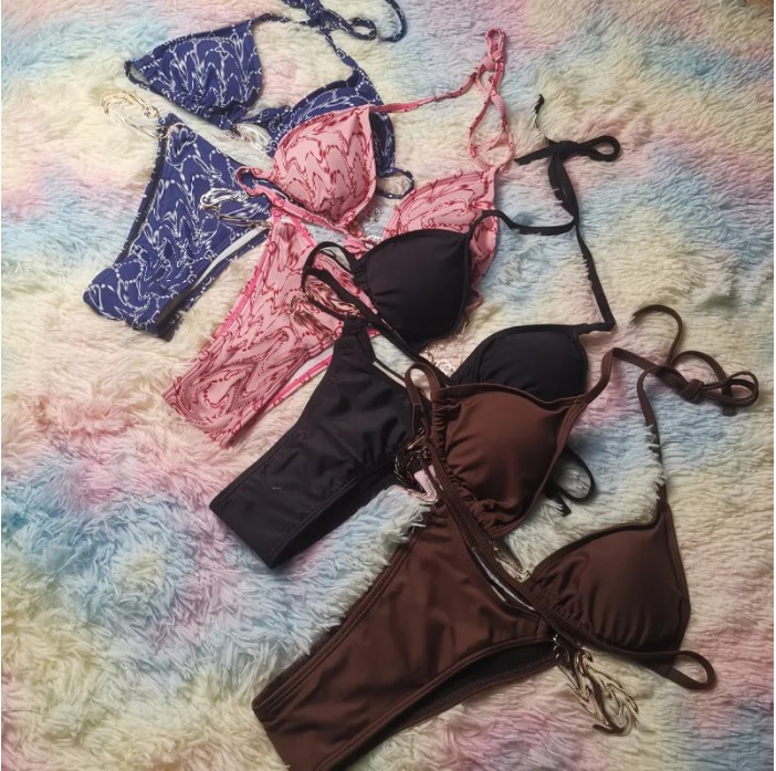 Designer bikini swimsuit Designer Bikini Textile brand letter G swim Women Swimsuits bikini set Multicolors Summer Time Beach Bathing suits Wind Swimwear Large siz, Gx4
Designer bikini swimsuit Designer Bikini Textile brand letter G swim Women Swimsuits bikini set Multicolors Summer Time Beach Bathing suits Wind Swimwear Large siz, Gx4