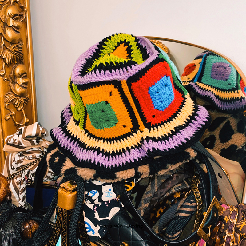 Stingy Brim Hats 2023 Womens Handmade Crochet Bucket Hats Y2k Fashion Summer Beach Hat Korean Hollow Knitted Hat 230411