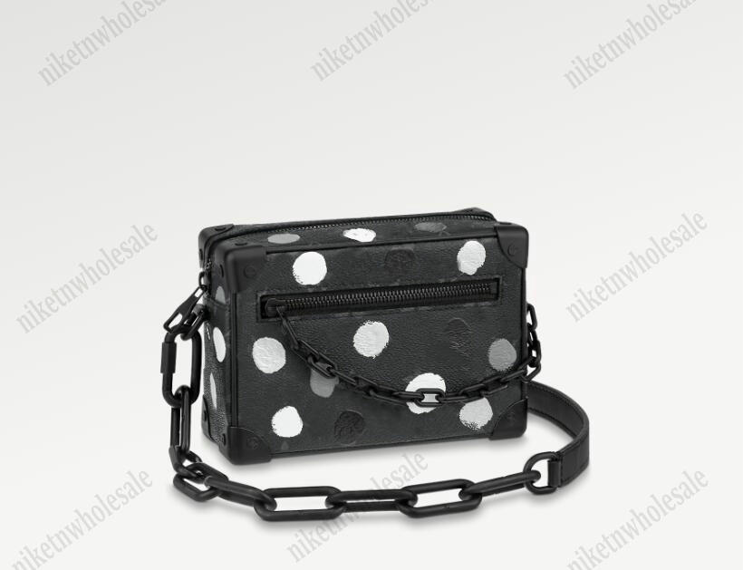M81936 Dots YK Mini Soft Trunk bag X Yayoi Kusama Men's Crossbody 3D Painted Dots Leather Designer Shoulder Bags With Chain Purse For Man, Color#01
M81936 Dots YK Mini Soft Trunk bag X Yayoi Kusama Men's Crossbody 3D Painted Dots Leather Designer Shoulder Bags With Chain Purse For Man, Color#01