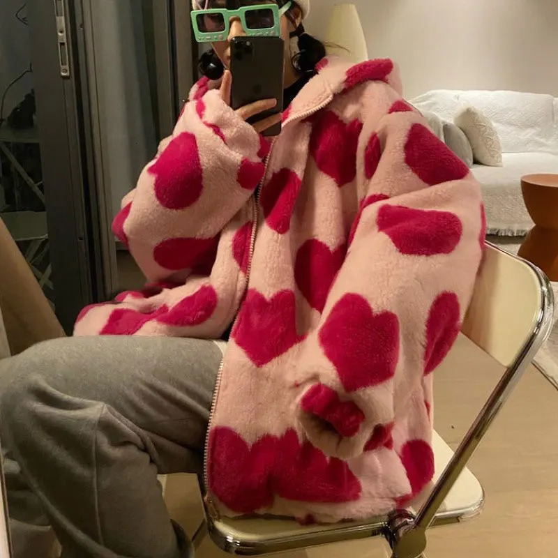 Womens Jackets Harajuku Heartshaped Print Plush Jacket Women Winter Korean Long Sleeve Zip Up Hooded Coat Thick Warm Couple Streetwear Hoodies 231110