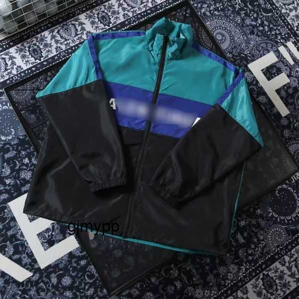 Men's Jackets American version of stormsuit jacket men's and women's trendy br new outdoor windproof waterproof large mountain skiing suit 95YY8
Men's Jackets American version of stormsuit jacket men's and women's trendy br new outdoor windproof waterproof large mountain skiing suit 95YY8