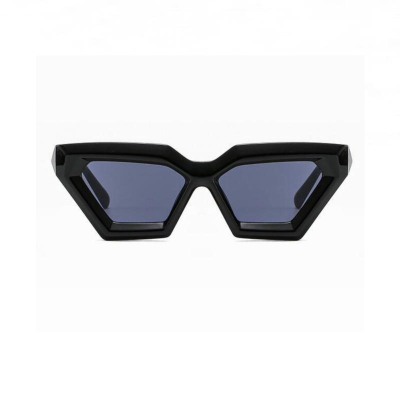 New sunglasses Men' s sunglass Triangular irregularity sunglasses googel glasses Mix color Made in China 10pcs/lot.
New sunglasses Men' s sunglass Triangular irregularity sunglasses googel glasses Mix color Made in China 10pcs/lot.