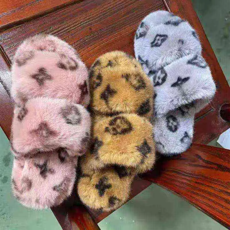 Women Winter Indoor Home Fur Slippers House Full Furry Soft Fluffy Plush Flats Heel Non Slip Luxury Designer Shoes Casual Ladies
