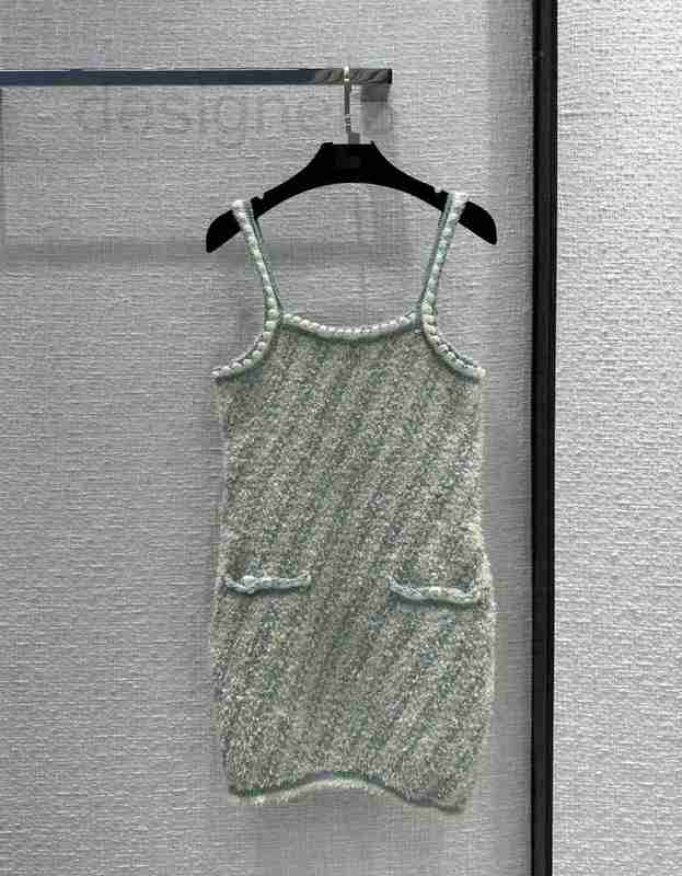Casual Dresses designer French Strap Skirt 2023 Spring New Fresh and Age Reducing Twill Tweed Knitted 6GPT, Light green
Casual Dresses designer French Strap Skirt 2023 Spring New Fresh and Age Reducing Twill Tweed Knitted 6GPT, Light green