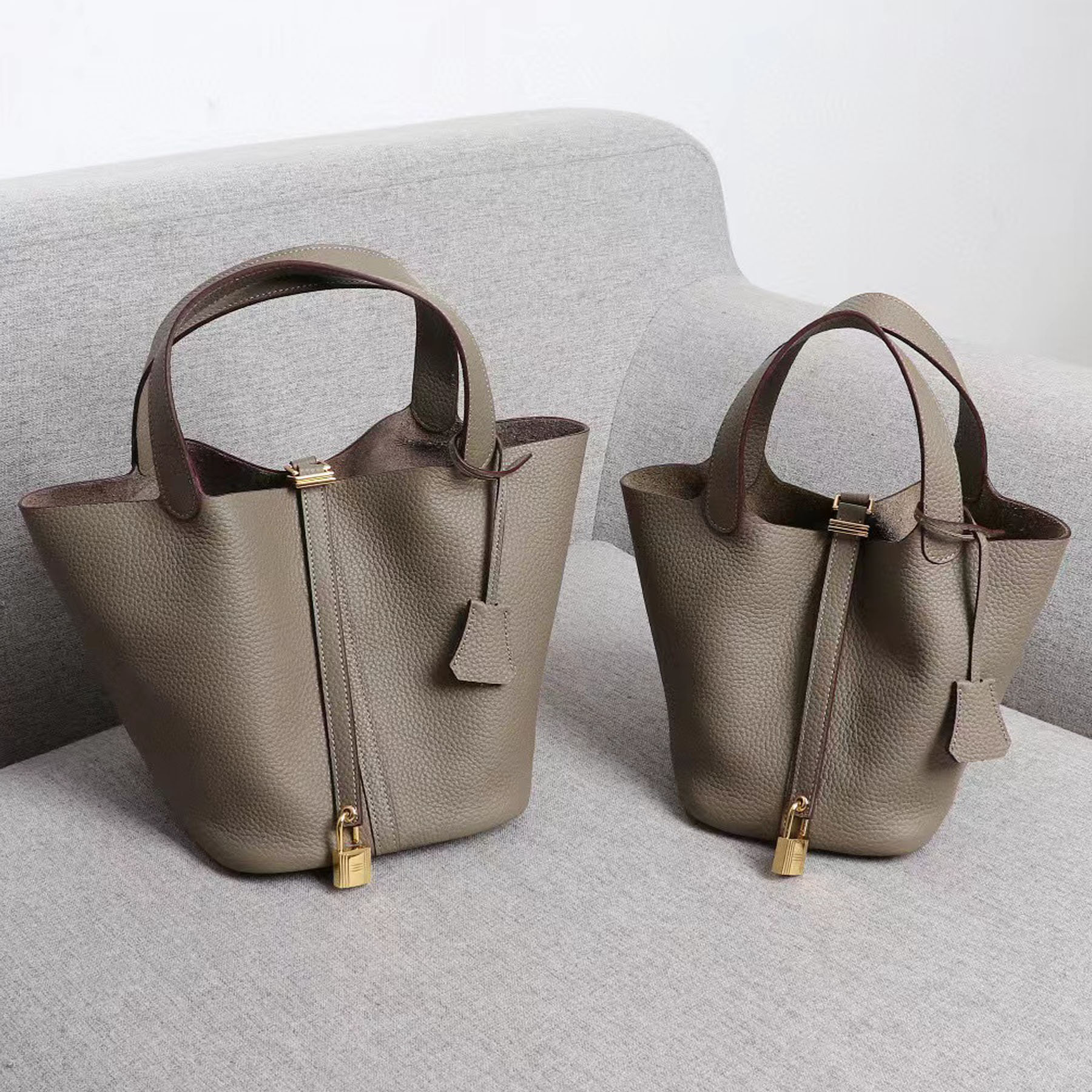 Picotin Lock New Fashion Luxury Designer Women's Bag Handbags Famous Brands Top Quality Genuine Leather Bags Ladies Shopping Bag
Picotin Lock New Fashion Luxury Designer Women's Bag Handbags Famous Brands Top Quality Genuine Leather Bags Ladies Shopping Bag
