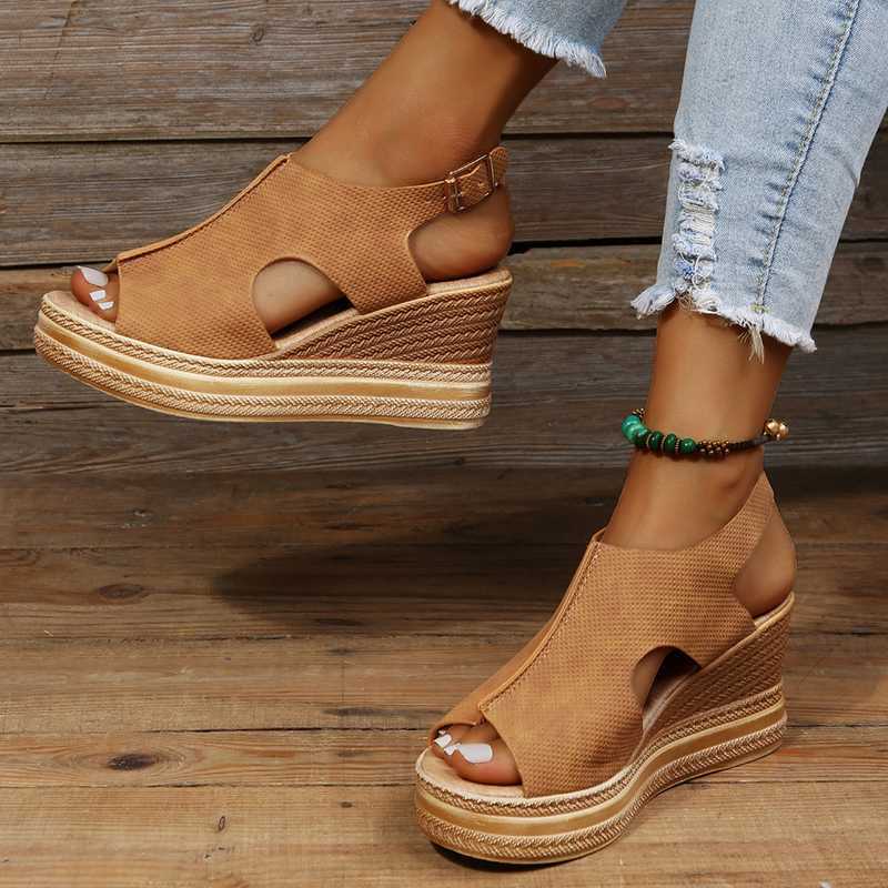 Sandals 2022 Summer New Platform Women Sandals High Heels Fashion Casual Shoes Ladies Beac Pumps Slingback Wedges Sandals T230410, Brown
Sandals 2022 Summer New Platform Women Sandals High Heels Fashion Casual Shoes Ladies Beac Pumps Slingback Wedges Sandals T230410, Brown