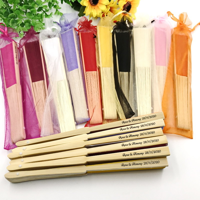 Party Favor 24/30PCS Personalized Wedding Fan in Yarn Bag Custom Printing Hand Folding Bamboo with Organza Decoration Gift 230410