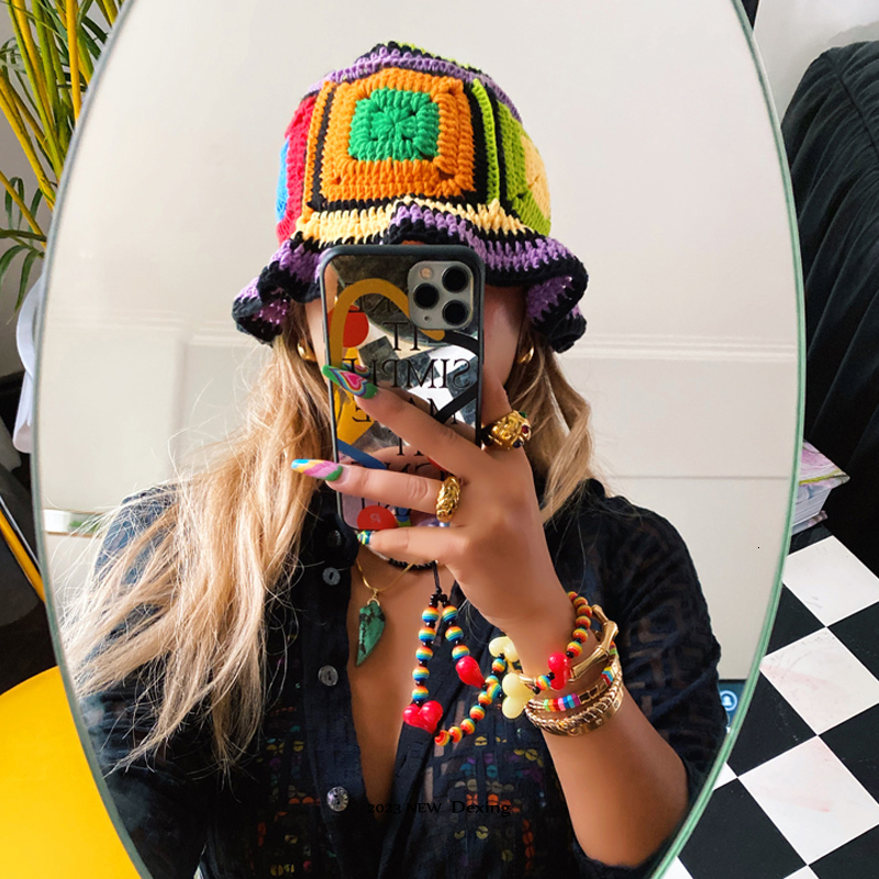 Stingy Brim Hats 2023 Womens Handmade Crochet Bucket Hats Y2k Fashion Summer Beach Hat Korean Hollow Knitted Hat 230411