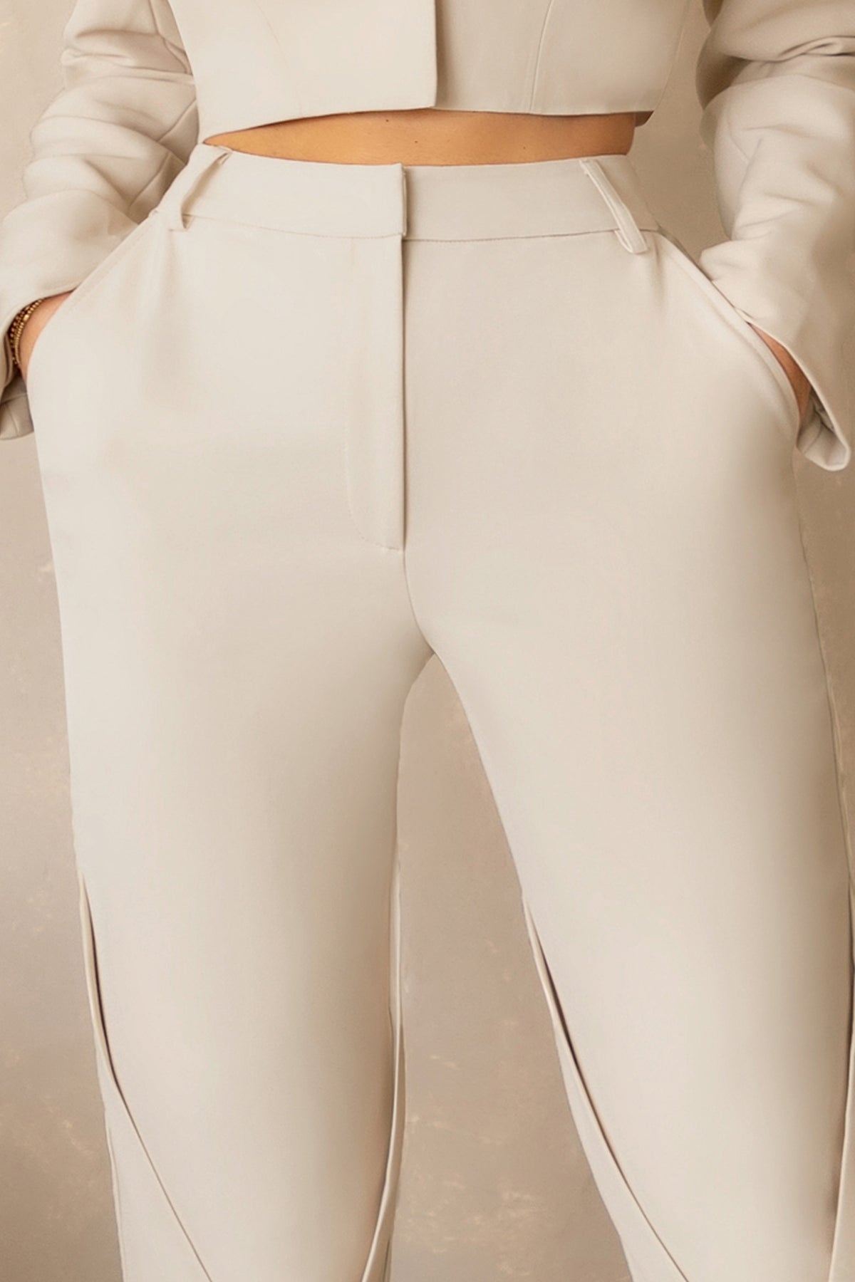 Hand Made Women Blazer Suits Short Jacket Slim Fit Evening Party Formal Outfit Wedding Wear 2 Pieces