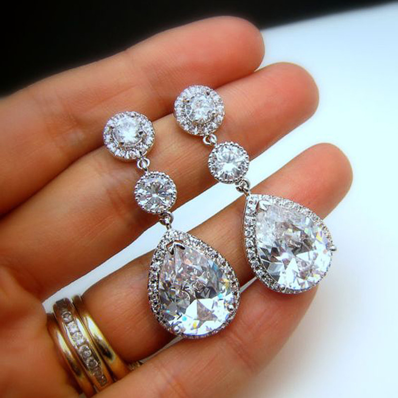 Water Drop Zircon Dangle Earring White Gold Filled Party Wedding Drop Earrings for Women Bridal Promise Jewelry Gift
Water Drop Zircon Dangle Earring White Gold Filled Party Wedding Drop Earrings for Women Bridal Promise Jewelry Gift