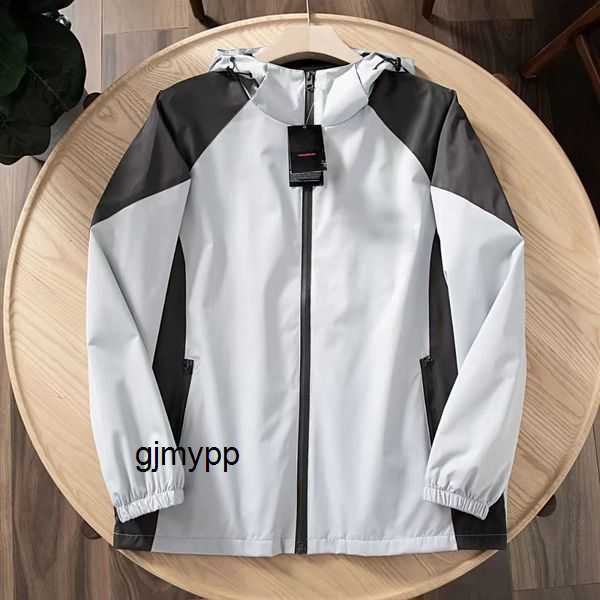 Men's Jackets American version of stormsuit jacket men's and women's trendy br new outdoor windproof waterproof large mountain skiing suit 20STBK
Men's Jackets American version of stormsuit jacket men's and women's trendy br new outdoor windproof waterproof large mountain skiing suit 20STBK